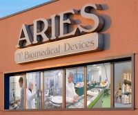 Aries, biomedicale, fabbrica, reparti, magazzino, camera bianca, elaborazione, copertina, catalogo