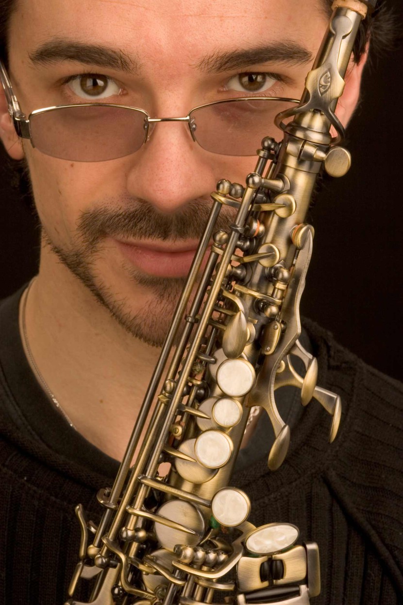 Gianni, musicista, fiati, pubblicità, canzoni, ritratto